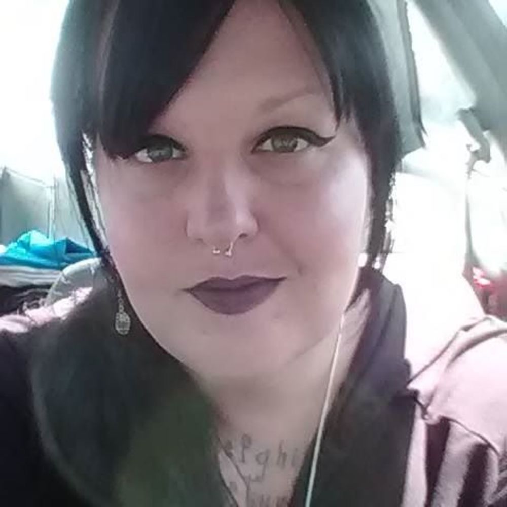 Meet your Posher, Laci